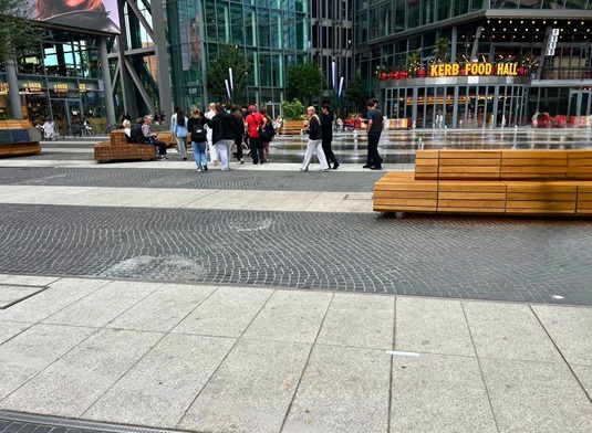 Damage investigation of surface fastening, Sony Center Berlin