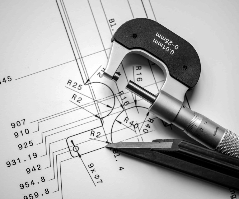 Bauteilprüfung mit Handmessmitteln