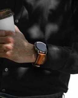 Armband im Lifestyle-Einsatz (Smartwatch)