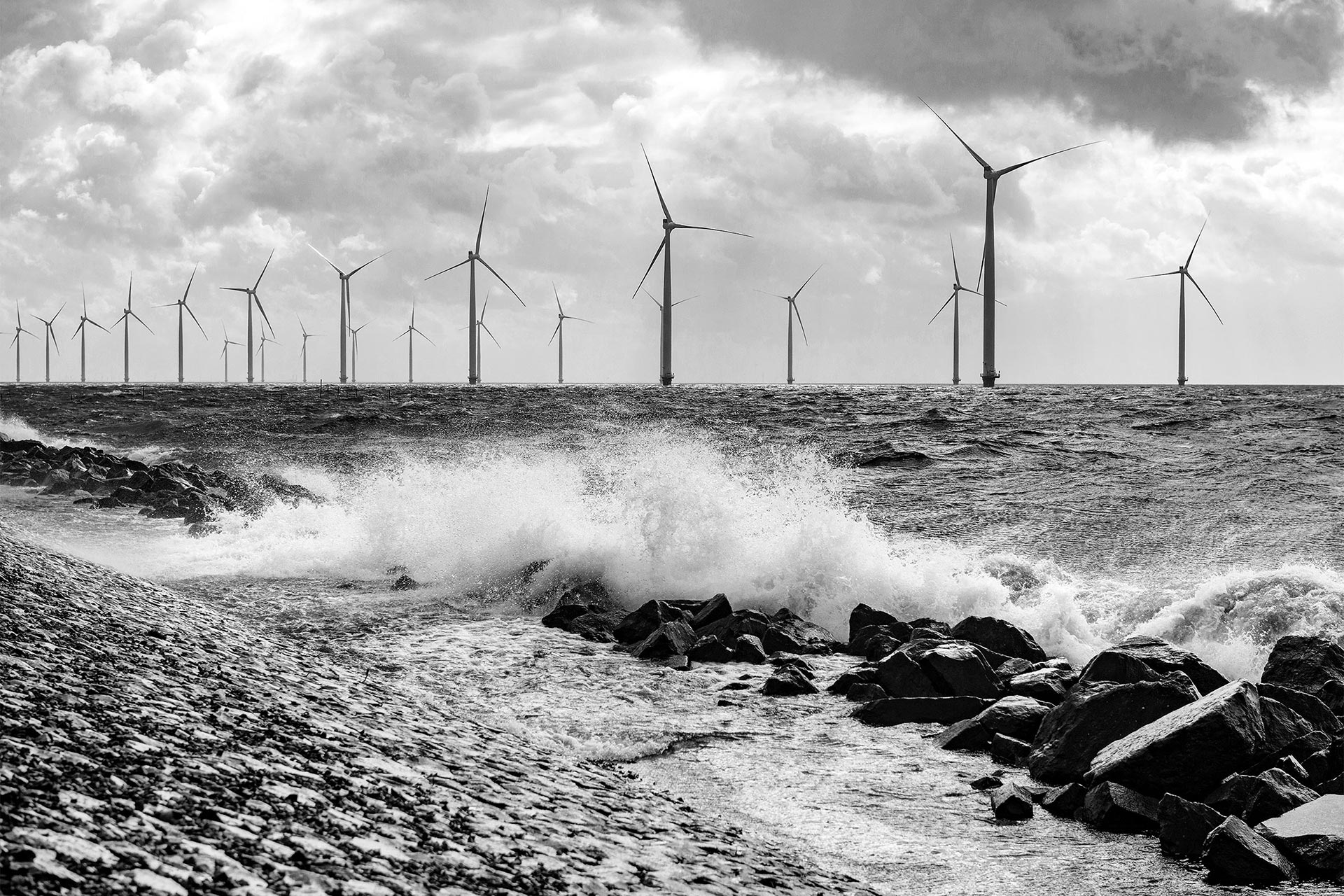 Screw protective caps in use in the wind power industry