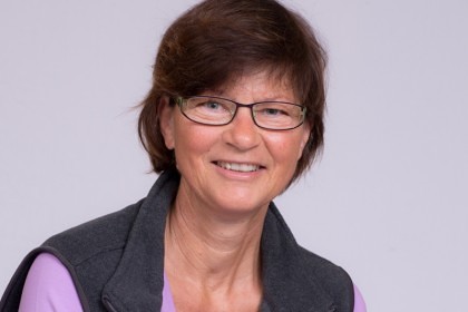 Verena Friedrich, Innendekorationsnäherin