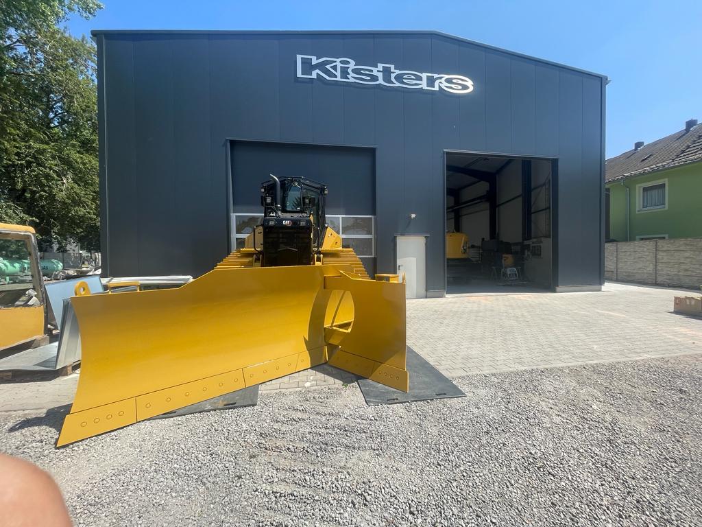 Lackierung Baumaschine CAT D5 (nachher)