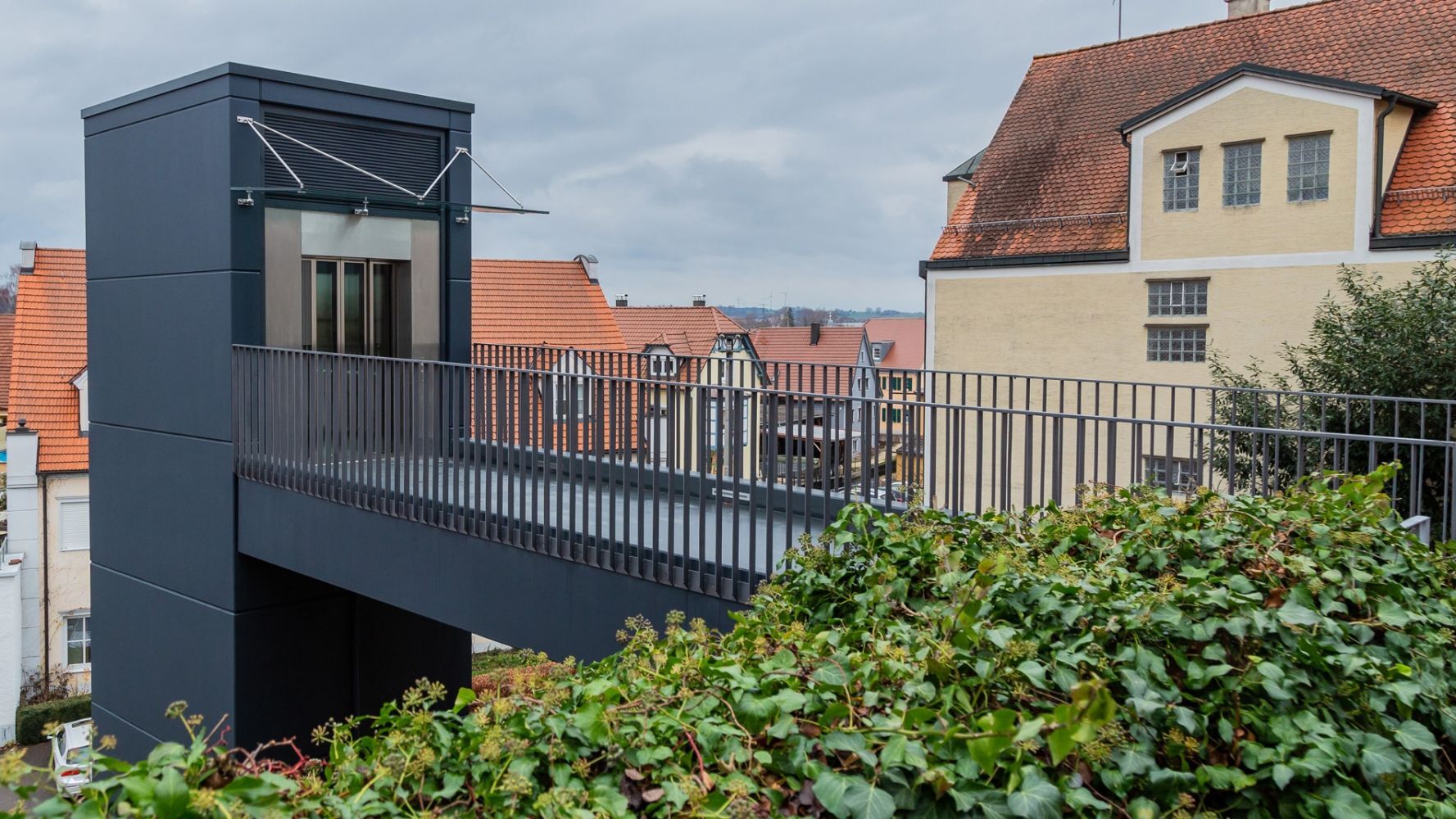 Aufzugsschacht im Bauvorhaben