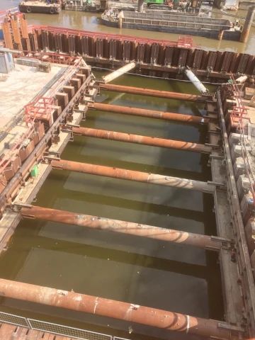 Pipe shoring