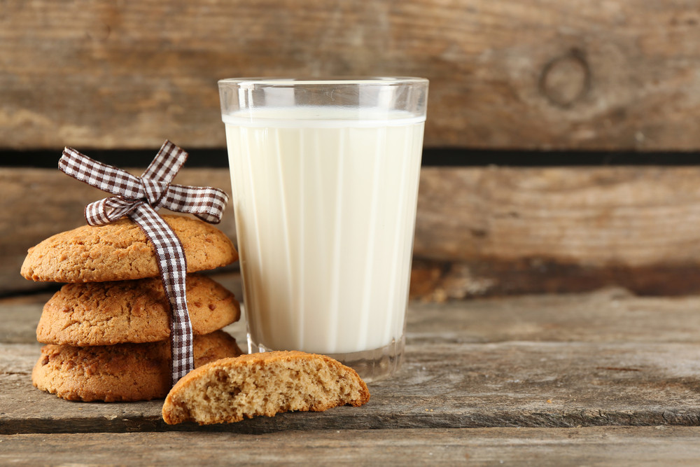 Frische Milch vom Bergbauernhof - Land- und forstwirtschaftlicher Betrieb Aicher