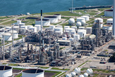Shutdowns in refineries