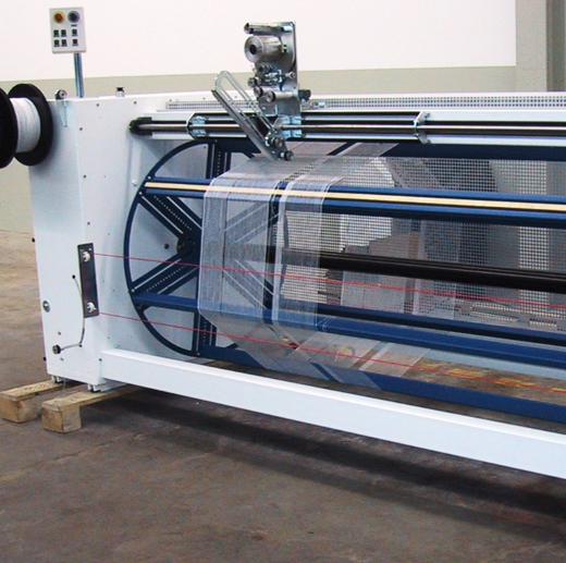 Wickelmaschine mit Spannungsregelung im Testbetrieb