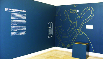 Exhibition and trade fair signage