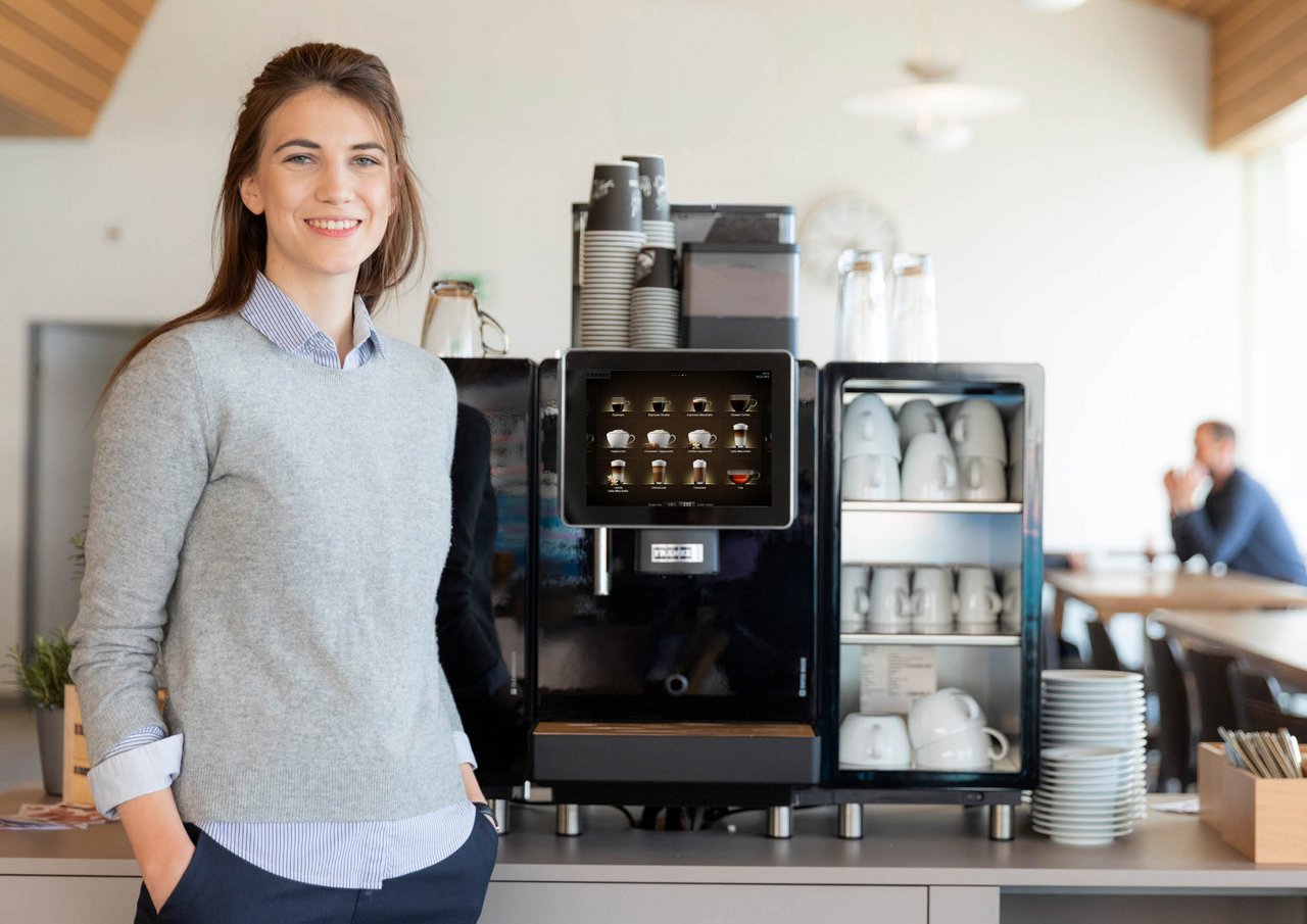 Kaffeevollautomat in einer Kantine