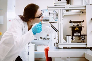 Composites laboratory and process technology