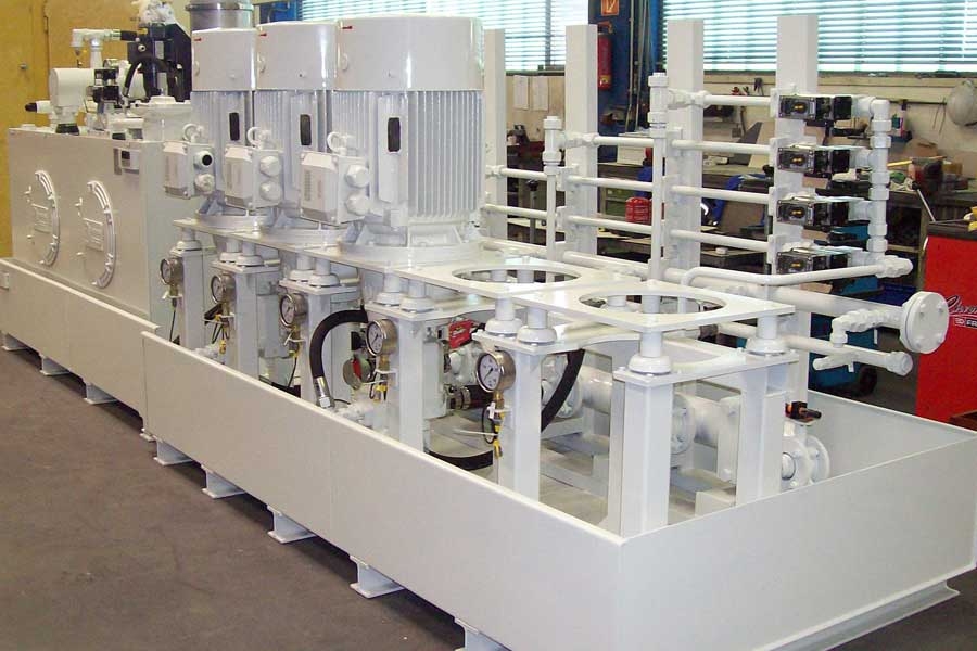 Hydraulic power unit with control cabinet