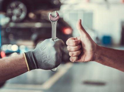 Technischer Kundendienst: Reparatur und Wartung vor Ort oder in der Werkstatt