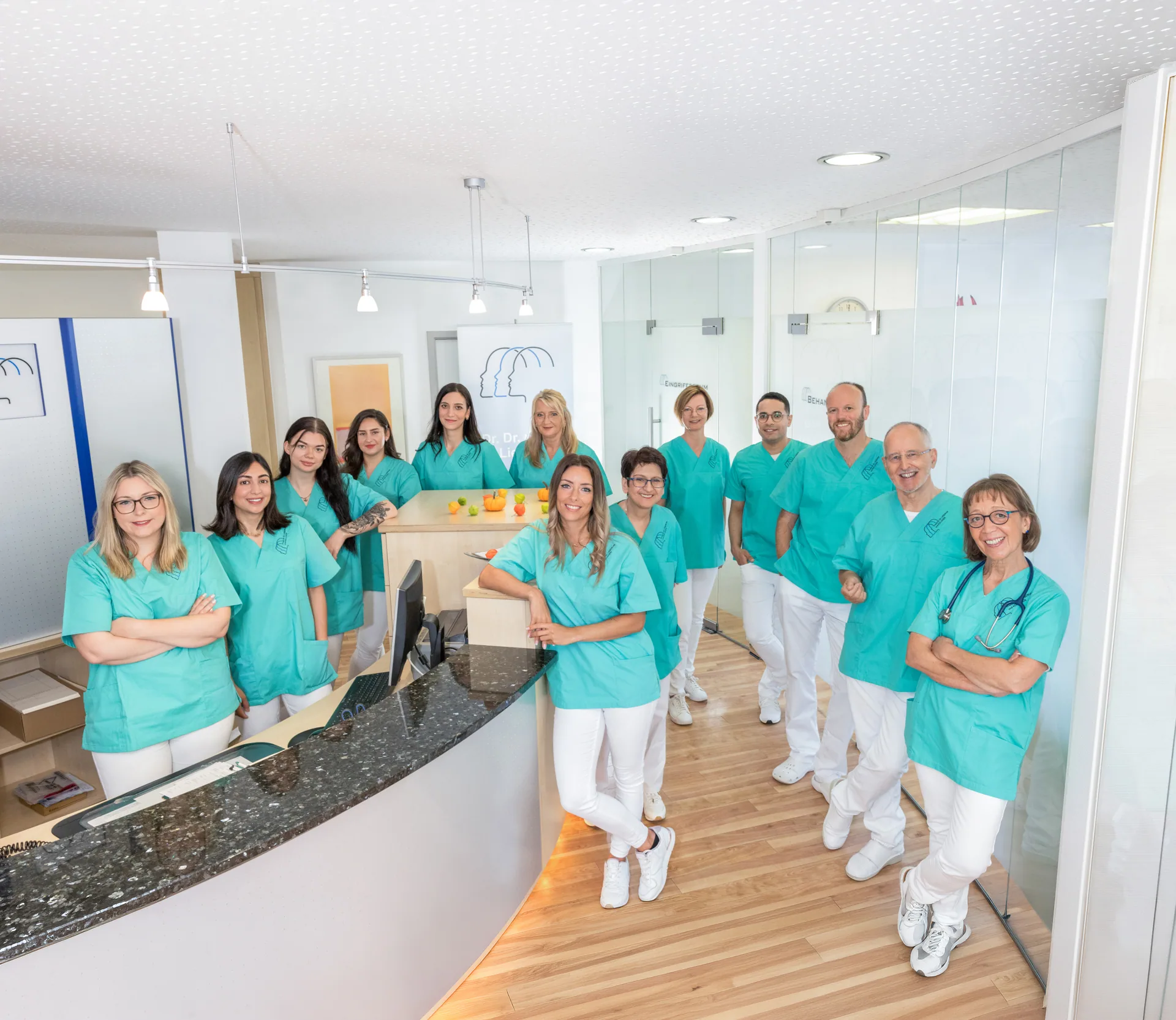 Praxisteam Zentrum für Implantologie Dr. Dr. Lieberum und Kollegen