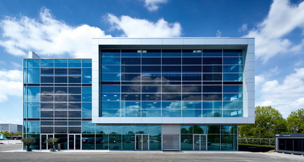 Façade project ATC IV