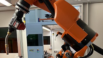 Roboterzellen mit KUKA KR C5 Steuerung