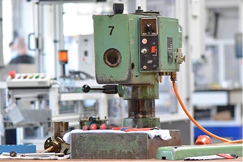 Wartung und Reparaturservice im Werk Remshalden