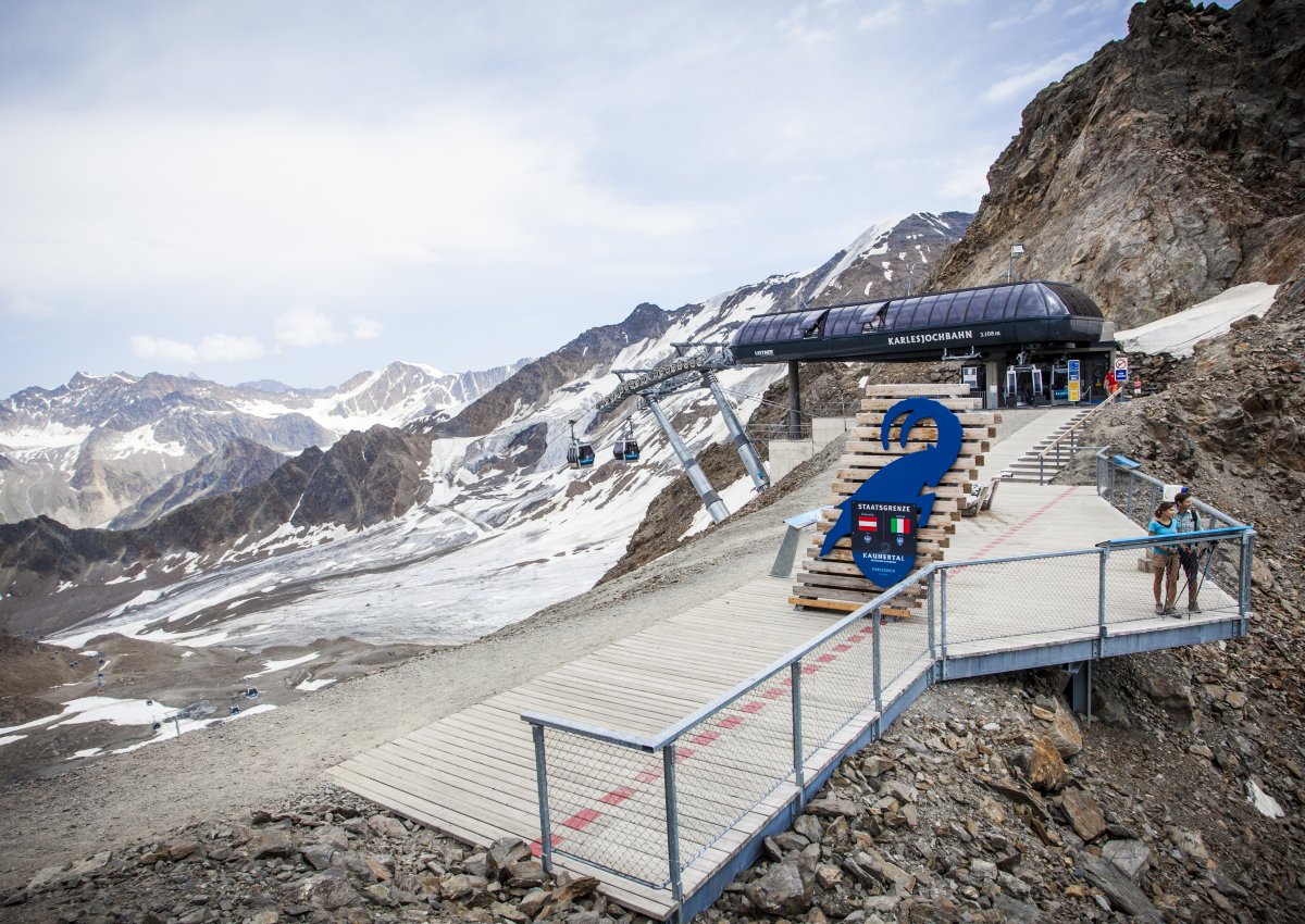 Aussichtsplattform Drei-Länderblick am Karlesjoch (3.108 m)