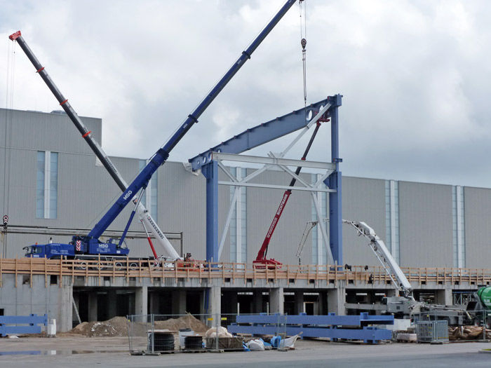 Montage Daimler Presswerk Bremen