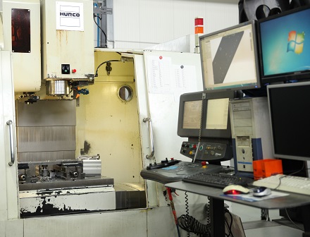 HURCO VMX 30 Arbeitsplatz Fräsen