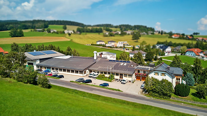 Maßmöbel für Firmen, Banken und Hotels