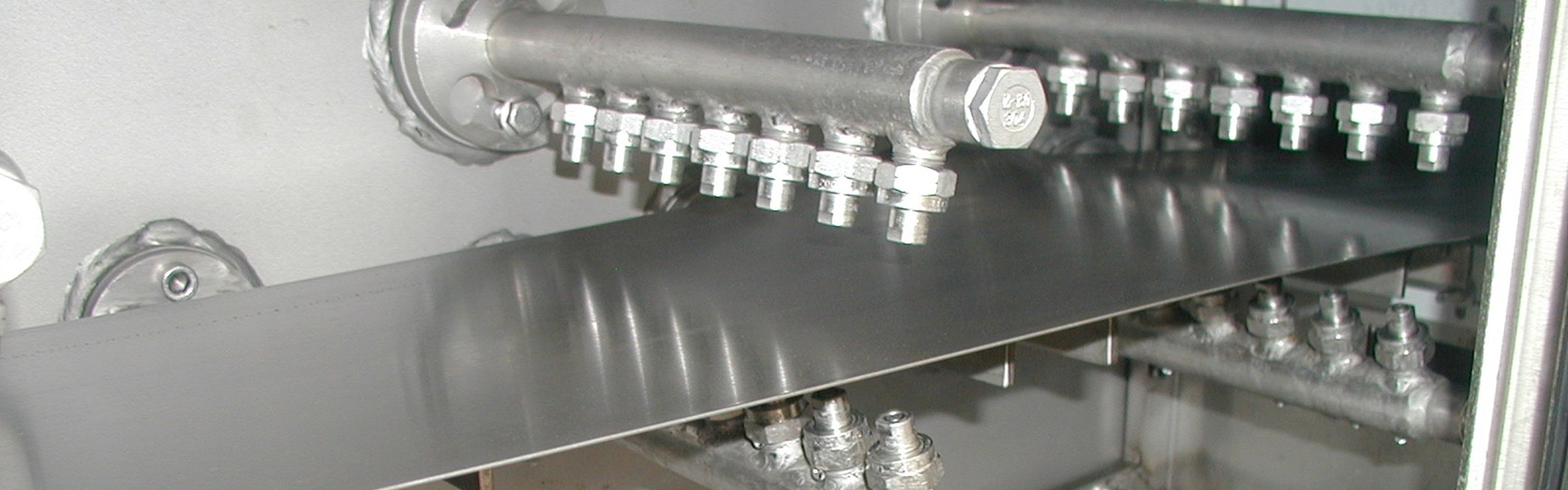 Oberflächen-Finishes No. 3, No. 4, SB, Hairline