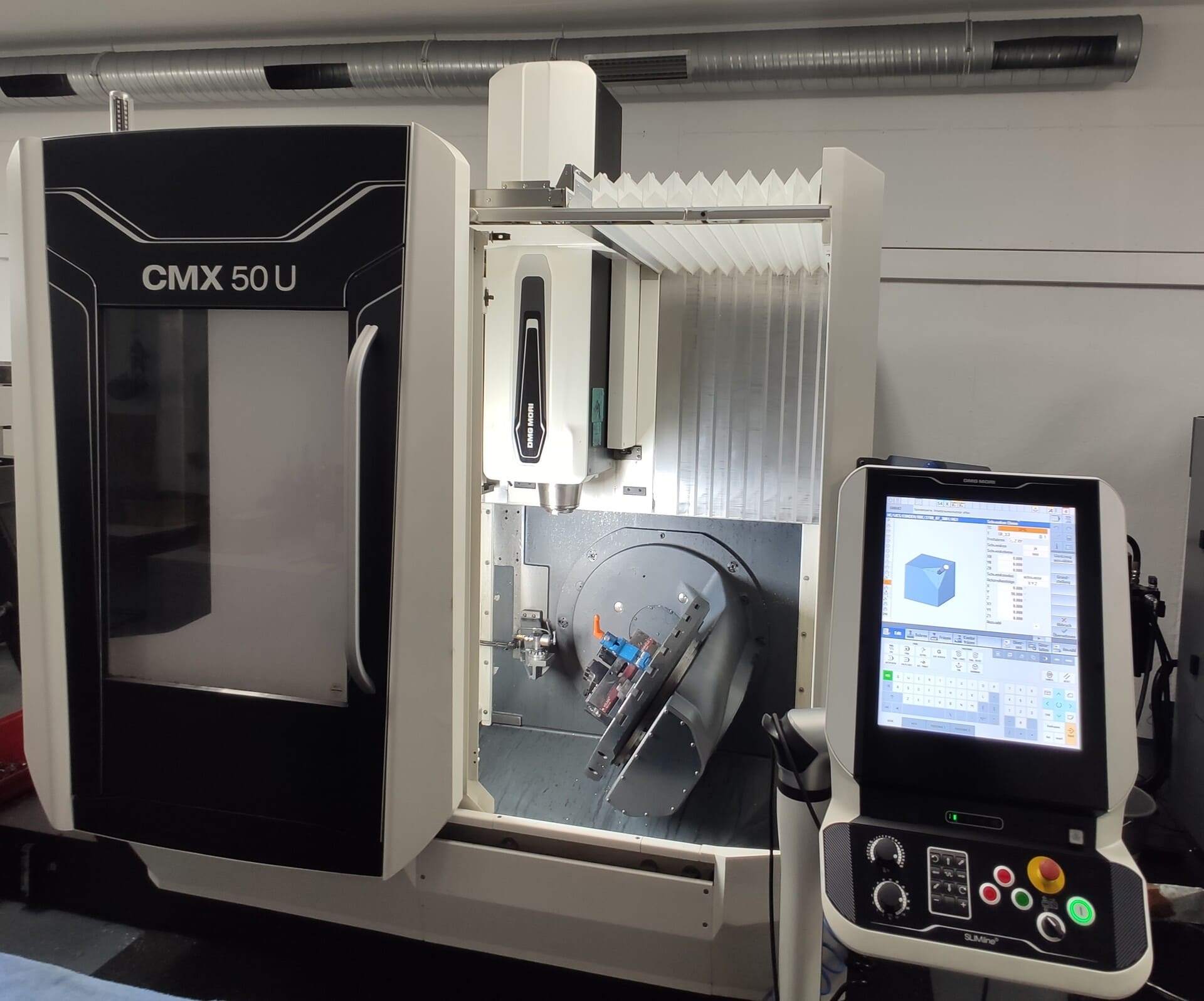 3+2-Achs-Fräsmaschine, Verfahrweg x 500 / y 400 / z 300