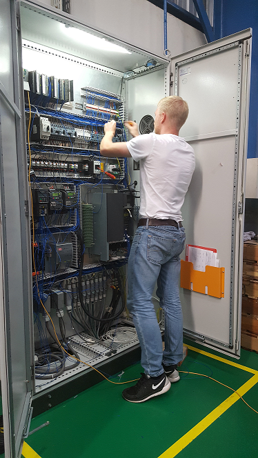 Inbetriebnahme und Service weltweit