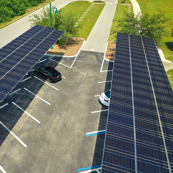 PV-Überdachung für Parkplatz