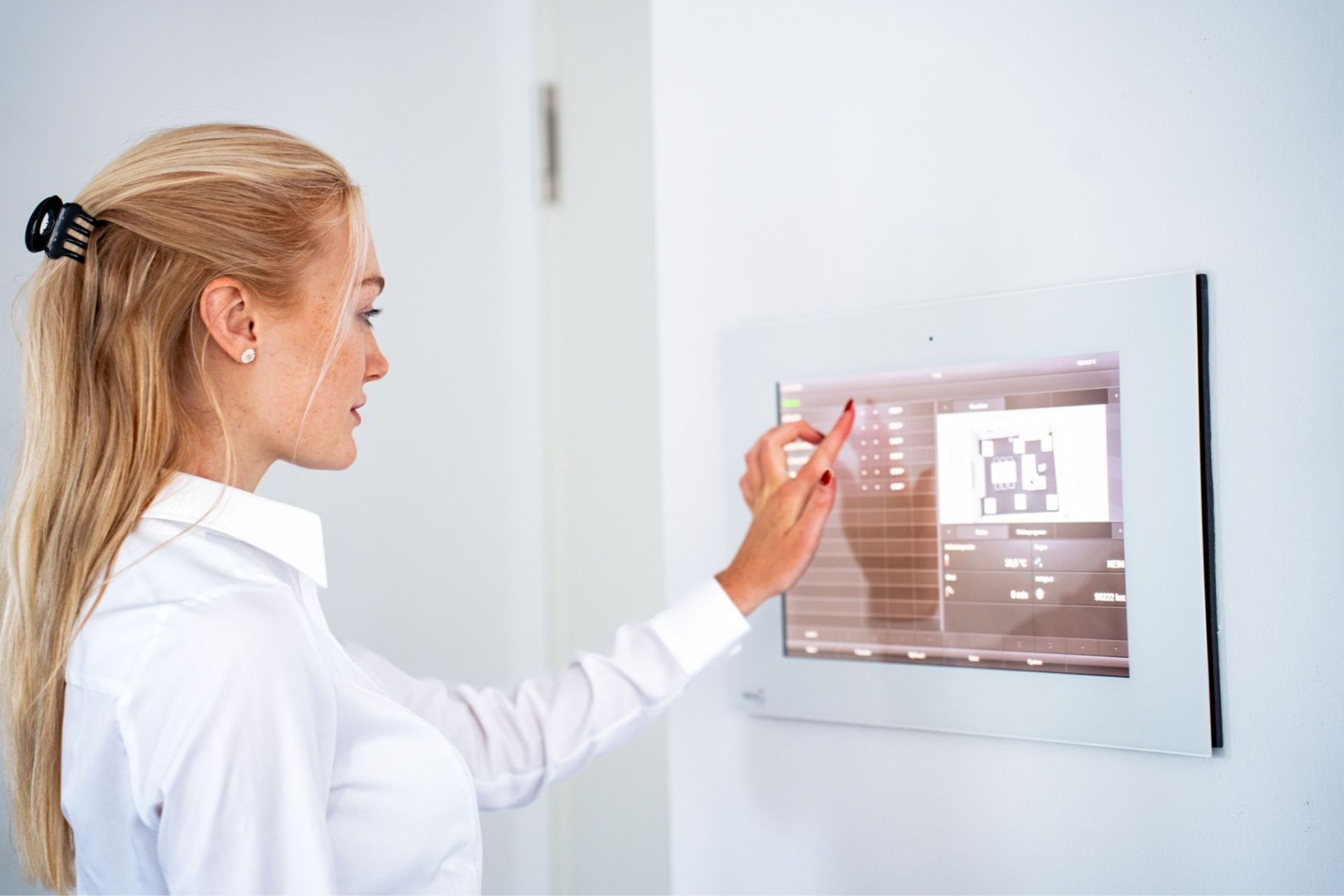 Gebäudeautomation mit Touchpanel