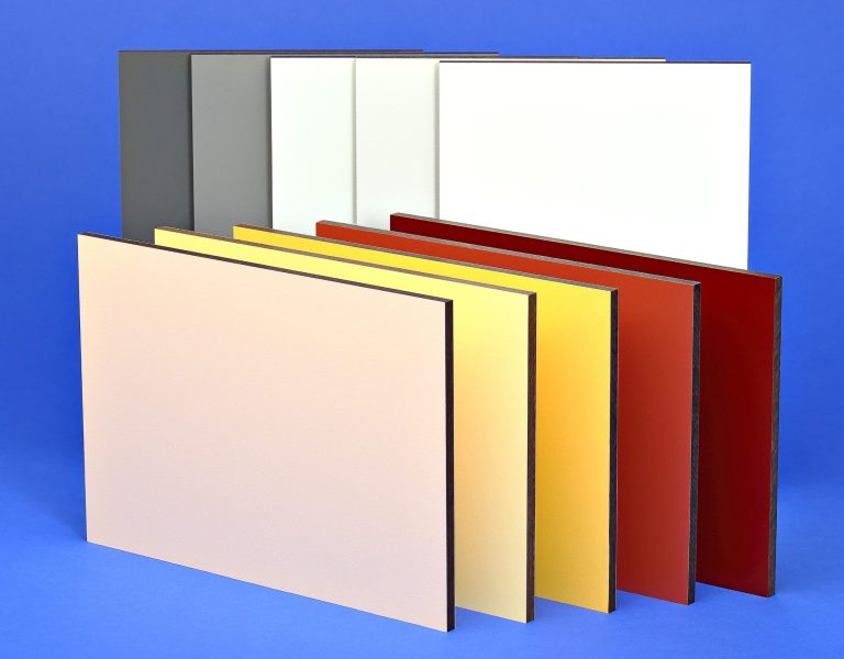 HPL-Baukompaktplatten für Fassade und Innenausbau