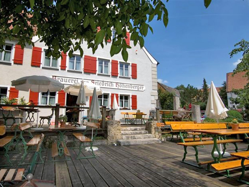 Biergarten in Fürnheim