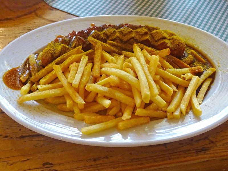 Forstquell-Currywurst