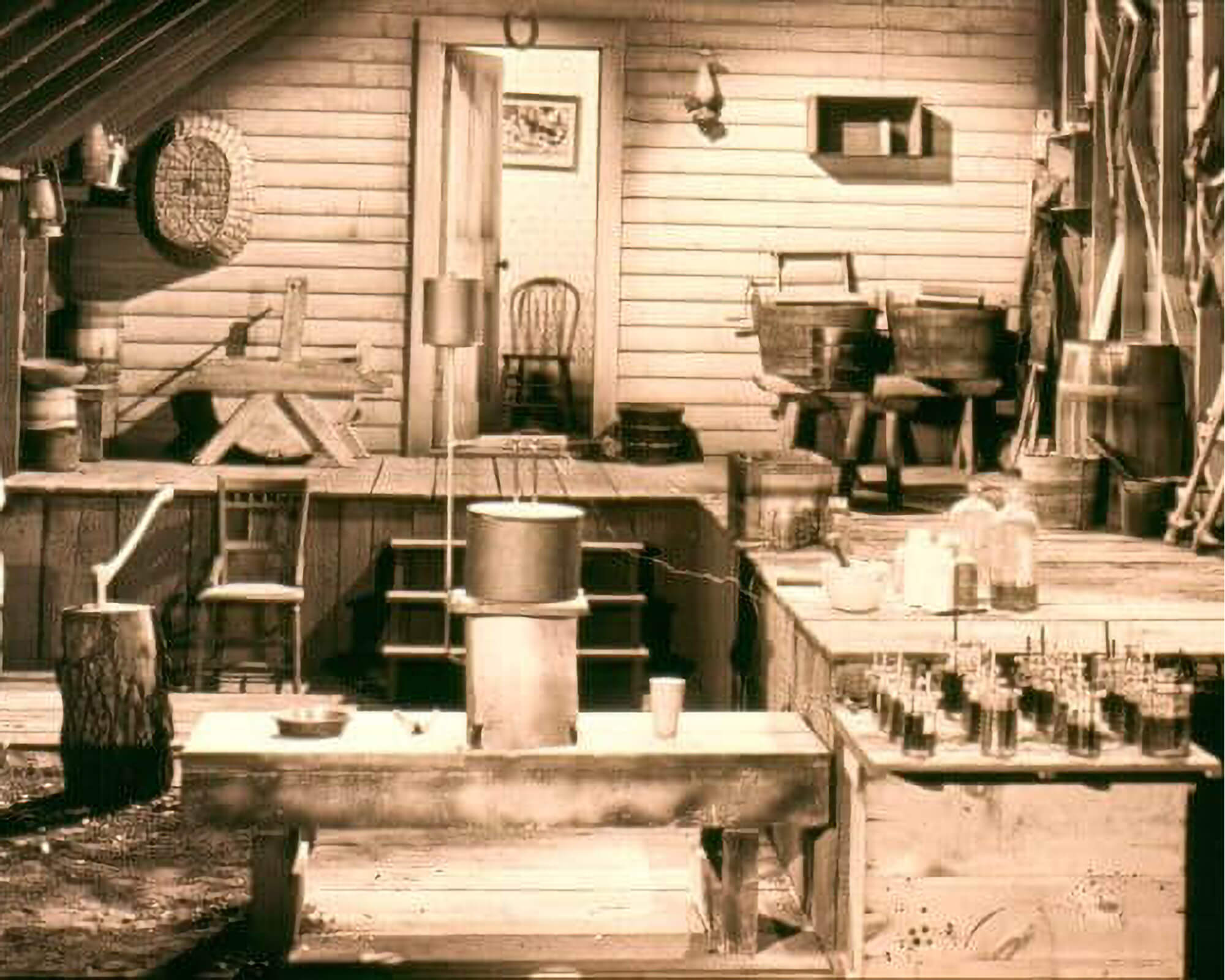 1886: Entdeckung des Schmelzverfahrens