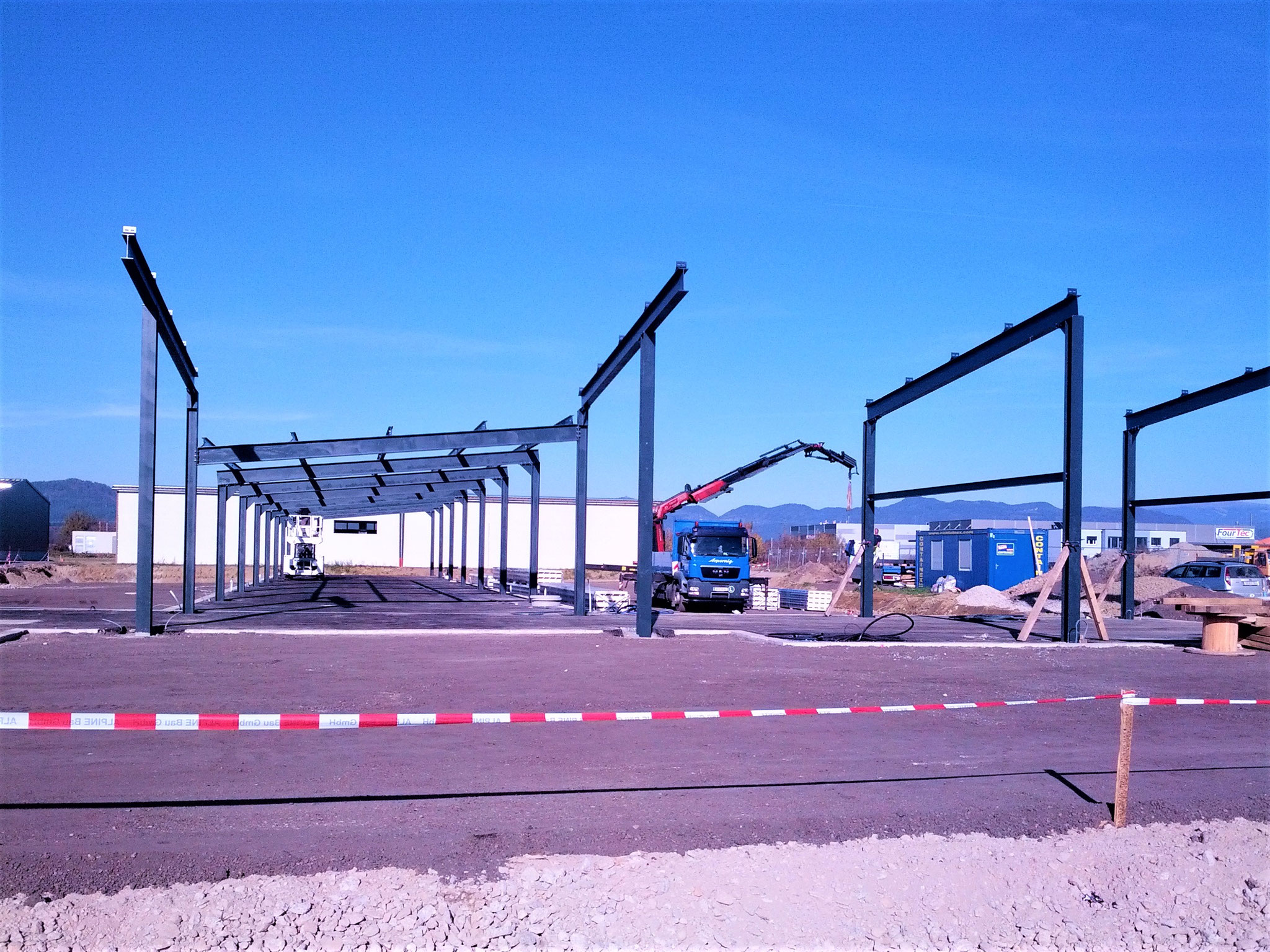 Terrasse mit Stahlunterkonstruktion