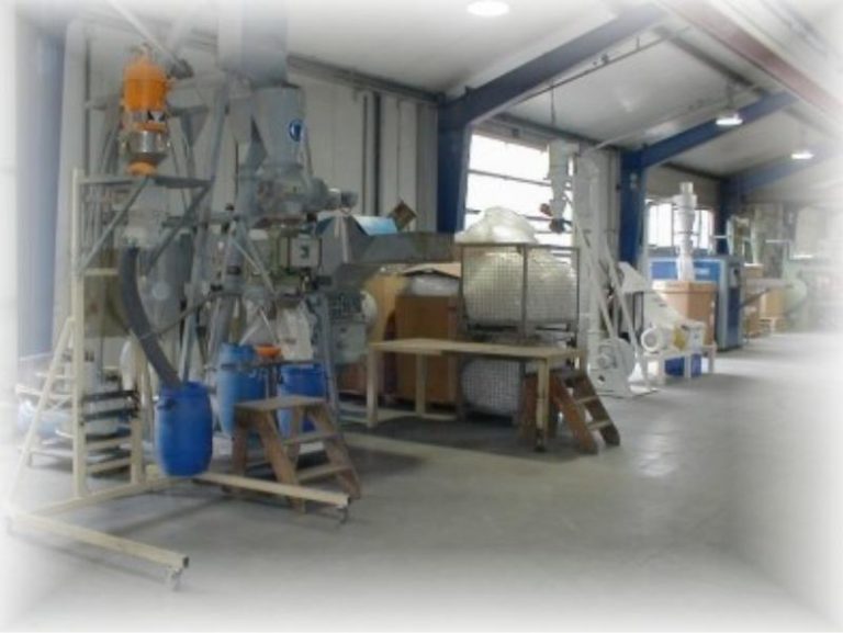 Size-reduction and grinding plants