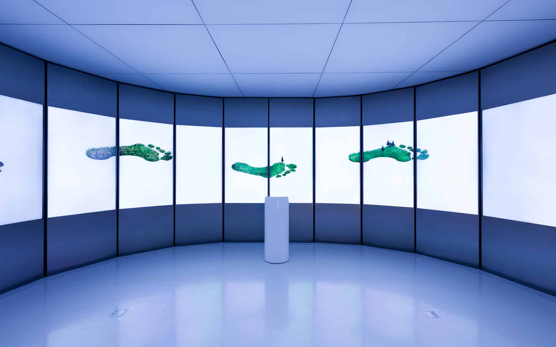 Kinetische Display-Stelen Sustainability Lab