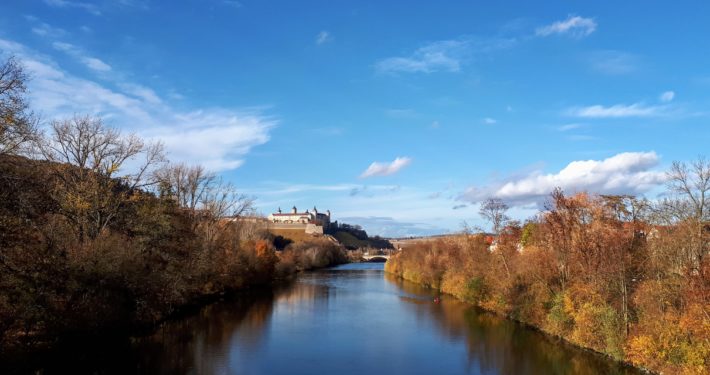 Würzburg mit Blick auf die Festung und alte Mainbrücke