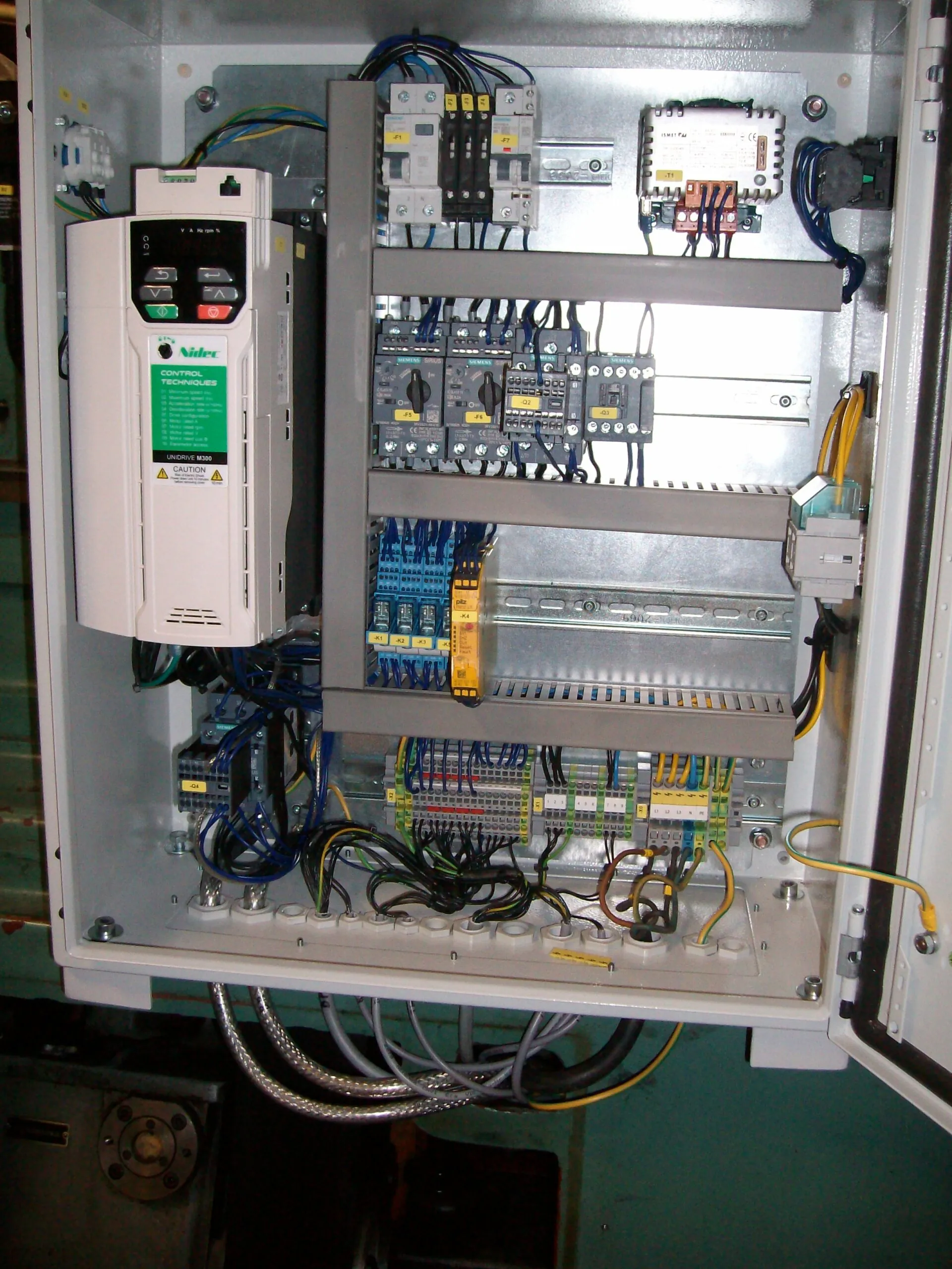 Überholte Drehmaschine TOS SV 18RA