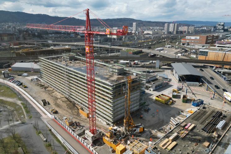 Sanierung und Erweiterung EWZ-Hauptgebäude Herdern