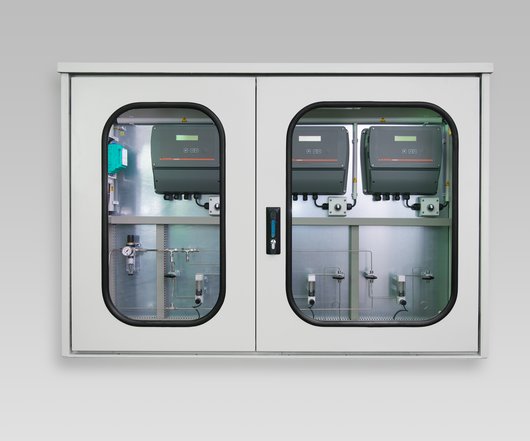 AMS 3220 im Einbauschrank