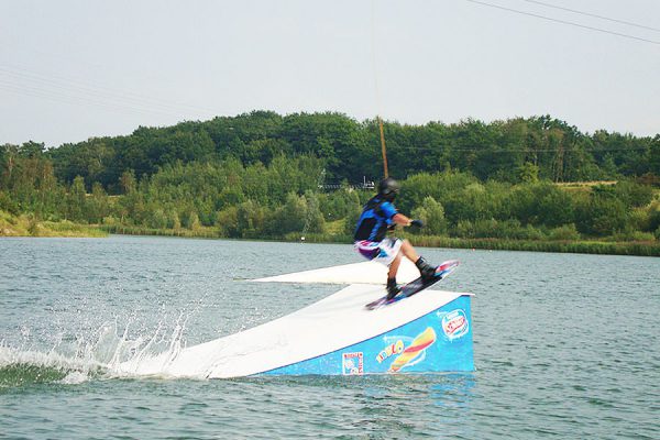 Kicker & Obstacles