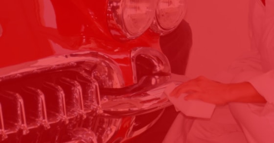Reiniger für Fahrzeug- und Oberflächen