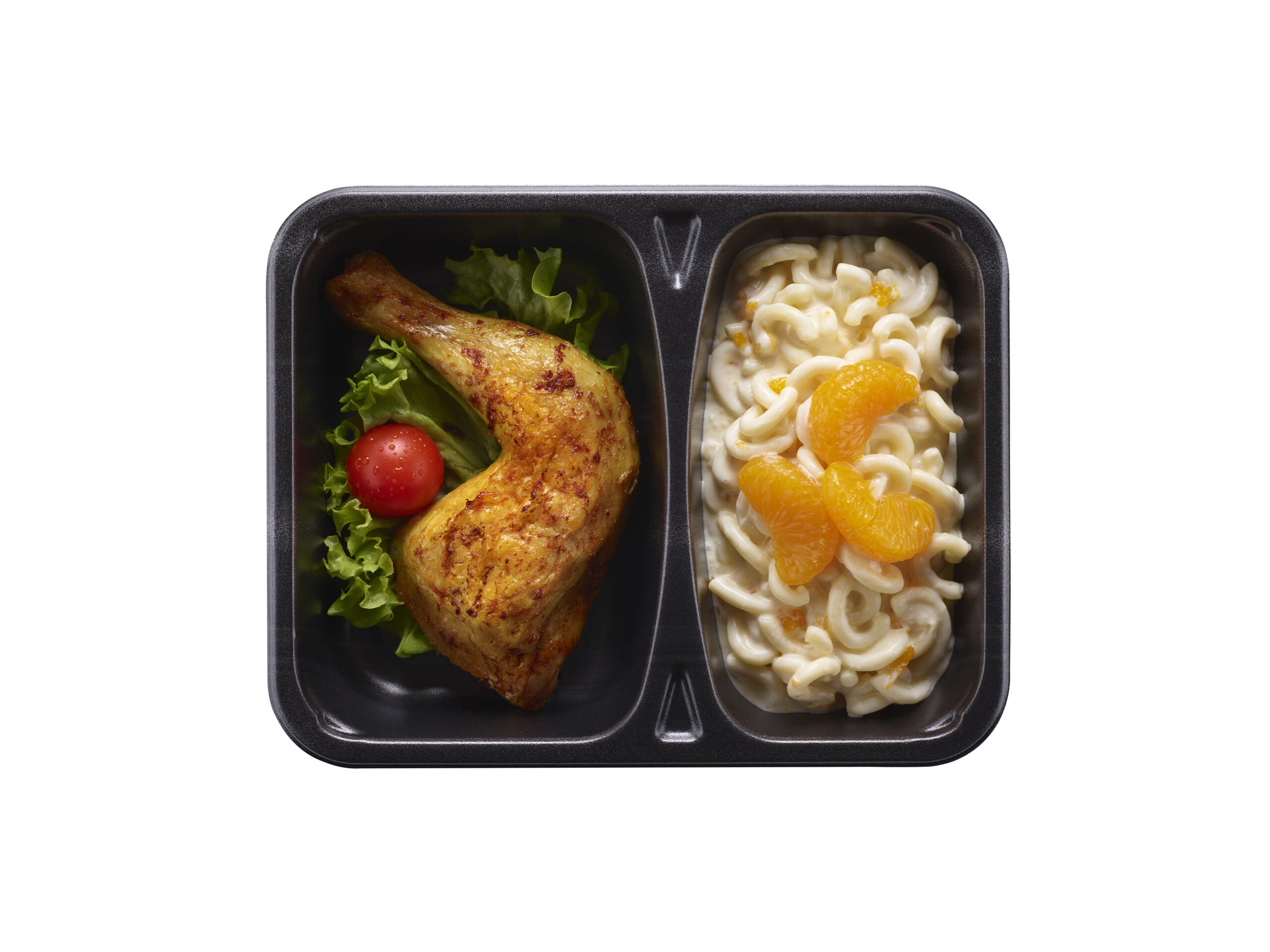 Gebratene Hähnchenkeule mit Nudelsalat