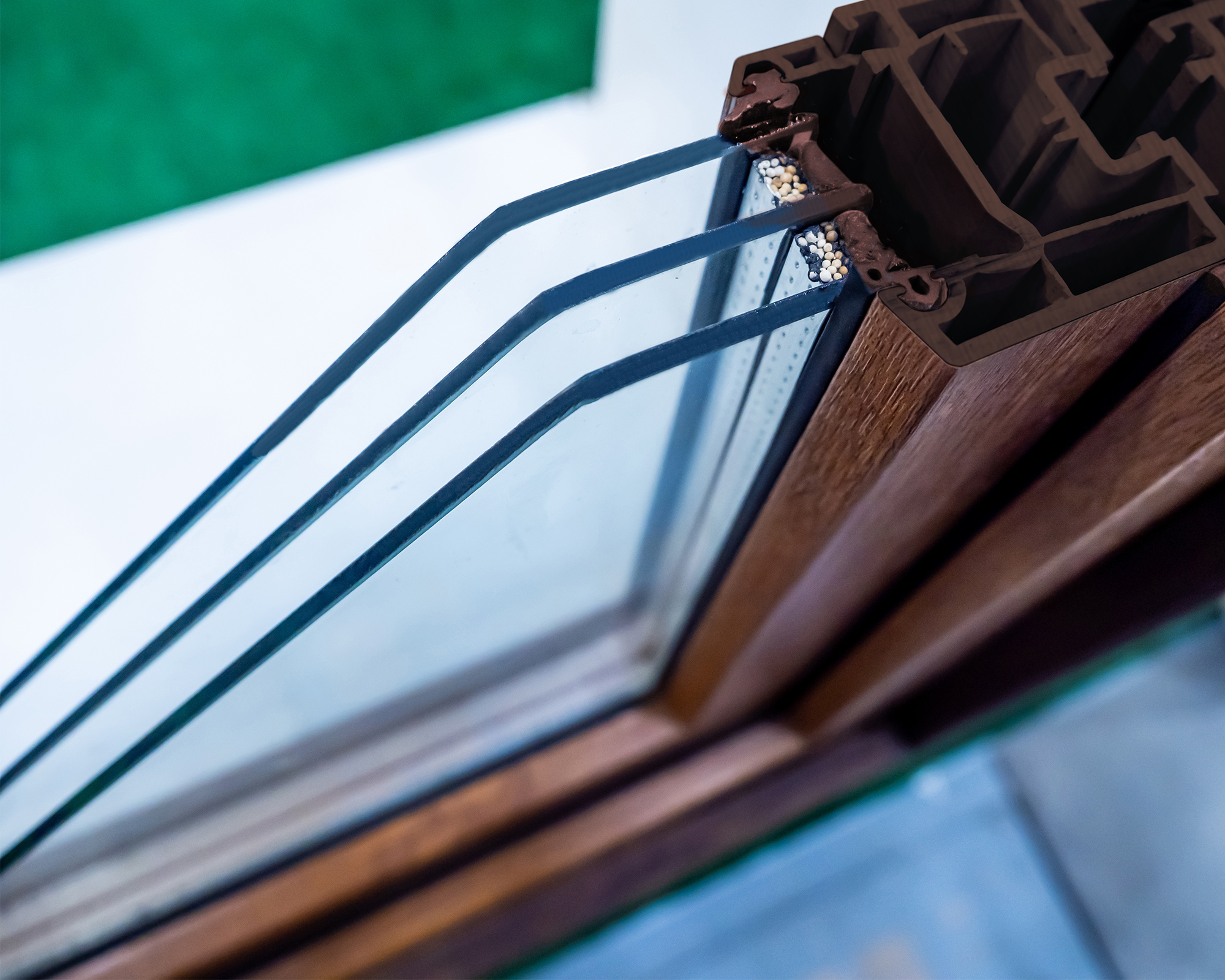 Folienkasiertes PVC-Fensterprofil