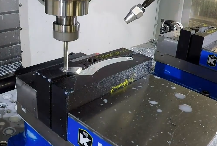 Werkzeug aus kohlenstofffaserverstärktem Kunststoff