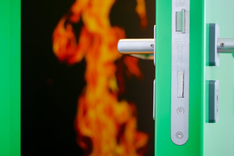 Feuerschutztür im Brandtest