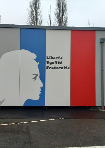 Fassade Schule Paul Bert, Vaujours