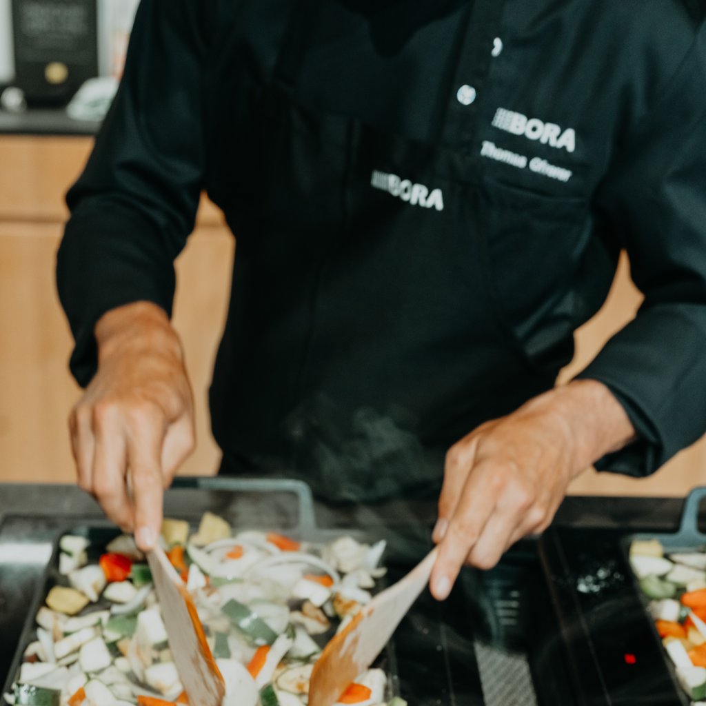 BORA Live Cooking Showküche