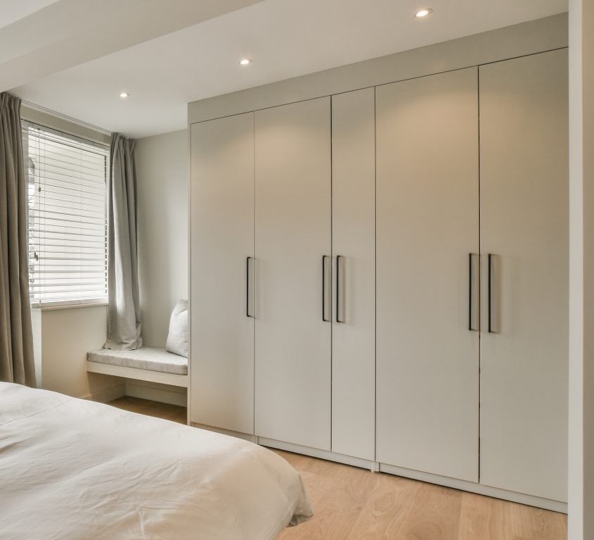 Schlafzimmerschrank