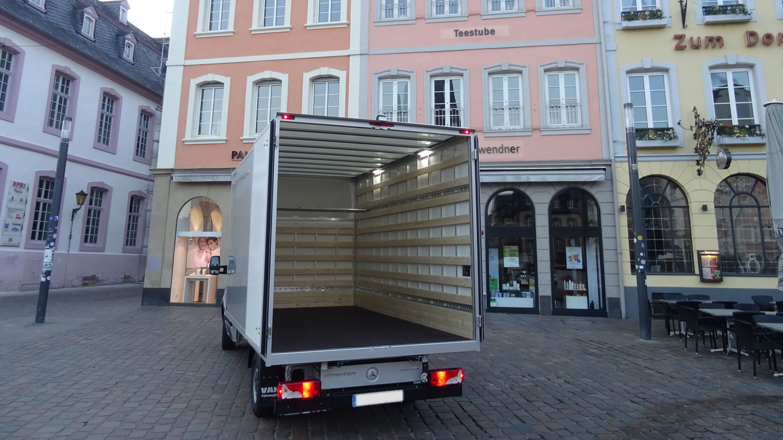 Fahrzeug mit VANTEC-Aufbau